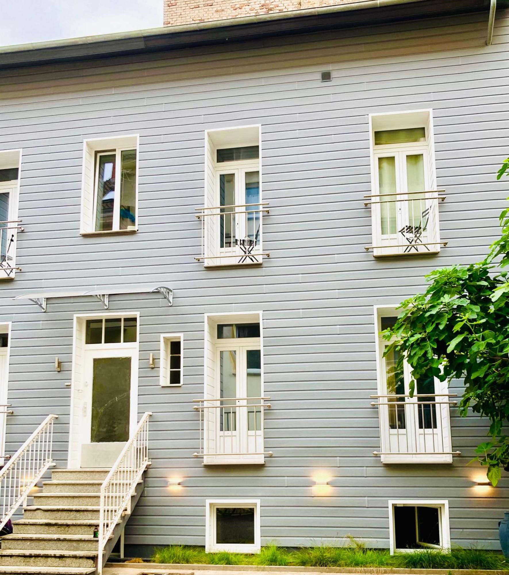 SaarPartment M6 am Staden in Saarbrücken - Living in Style mit Küche, Bad, Boxspringbett, WiFi, Parking - 11x in SB Exterior foto